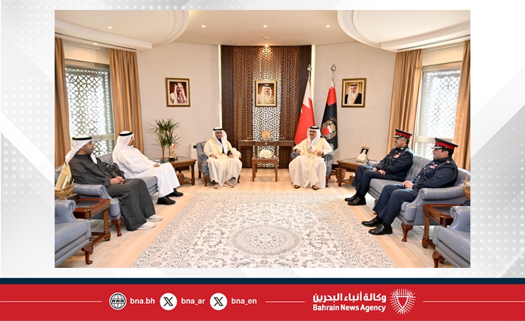 وزير الداخلية يتلقى دعوة لزيارة الكويت ويؤكد خلال استقباله مدير عام خفر السواحل الكويتي على تعزيز التعاون والتنسيق الأمني وتبادل الخبرات بين البلدين 